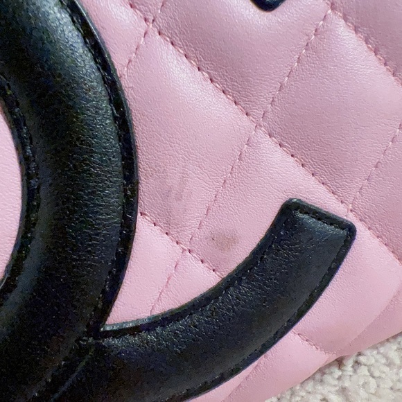 Chanel Quilted Large Cambon Bowler Pink with Black Logo - Picture 9 of 14